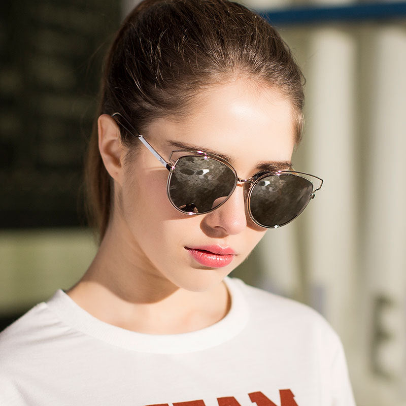 Polarized Cat's Eye Sunglasses w Metal Temples