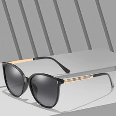 Women's Polarized Sunglasses w Retro Driver Frame
